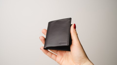 Portfel notiOne z wbudowanym lokalizatorem