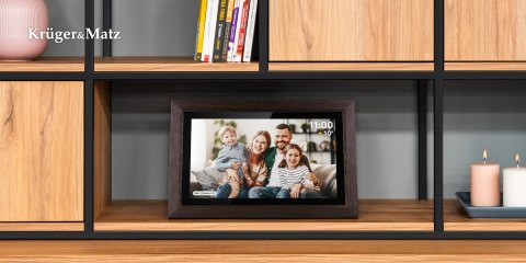 Cyfrowa ramka Kruger&Matz na zdjęcia FRAMEO Wi-Fi 15,6" drewniana ramka