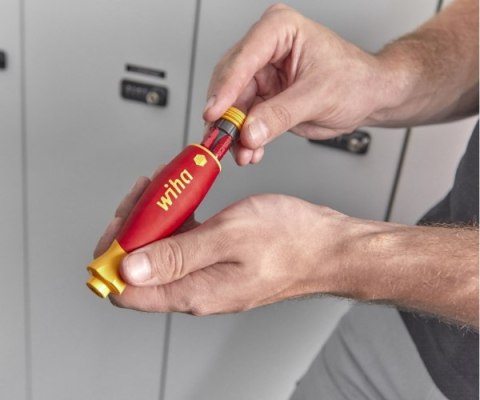 RĘKOJEŚĆ Z WYMIENNYMI BITAMI WH-POCKETMAX/45296 WIHA