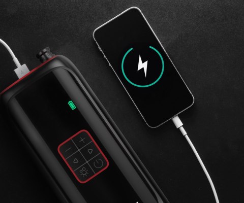 PRZENOŚNY MINI KOMPRESOR Z FUNKCJĄ POWERBANKU XB-AIRMASTER Xblitz