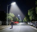 Lampa solarna Orllo 400W z uchwytem